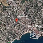 De A 700 Metres De La Plage, Totalement Independant Et Accessible Par Un Escalier Exterieur アパート サント・マキシム